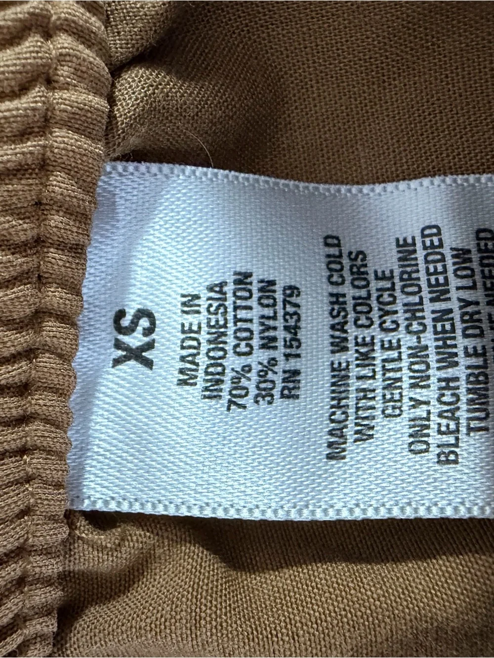 Aeropostale Men's Cargo Shorts in Rust Brown